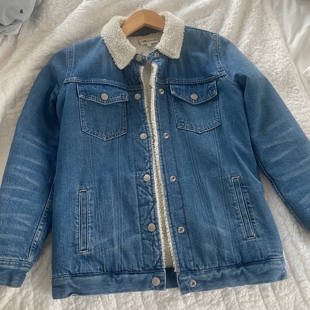 Madewell Denim Jacket w. Sherpa Collar